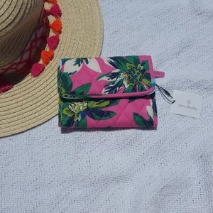 Vera Bradley tropical paradise wallet NWT